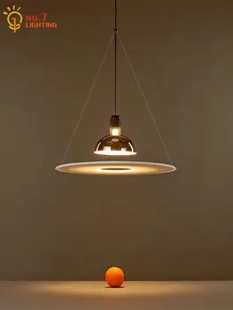 Италиански дизайнерски минималистичен ресторант, висящи осветителни тела, Кухненски остров, на Летяща чиния, Висящи лампи, масички в спалнята
